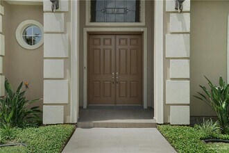 21 Bales Rd in McAllen, TX - Building Photo - Building Photo