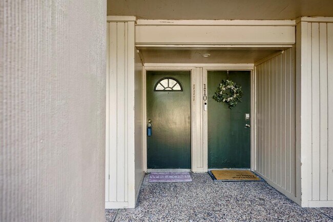 12600 Melville Dr in Montgomery, TX - Building Photo - Building Photo