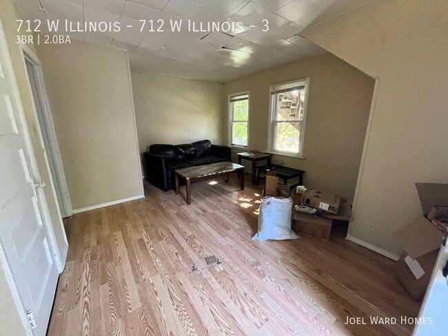 712 W Illinois St in Urbana, IL - Building Photo - Building Photo