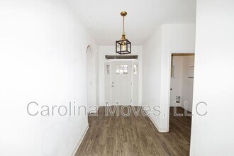 210 Royal Hill Ln in Piedmont, SC - Building Photo - Building Photo