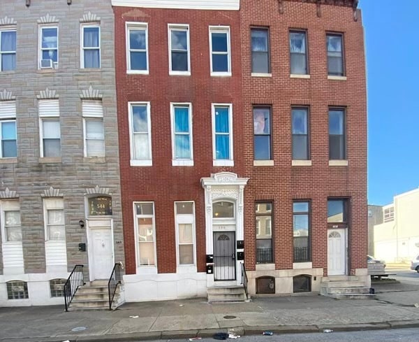 property at 546 N Fulton Ave