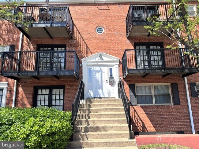 property at 5929 Quantrell Ave