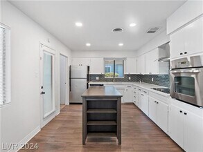 1312 Bonita Ave in Las Vegas, NV - Building Photo - Building Photo