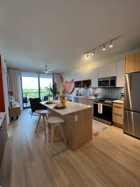 5600 NE 5th Ave in Miami, FL - Building Photo