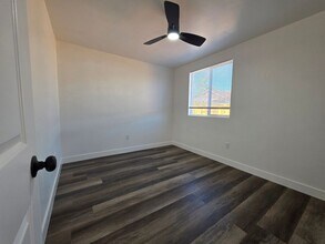 2040 Earl St in San Diego, CA - Building Photo - Building Photo