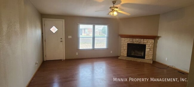 304 SE 4th St in Andrews, TX - Building Photo - Building Photo