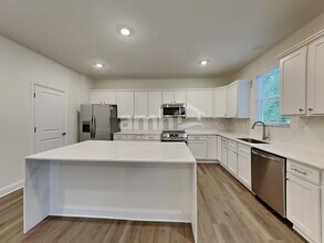 820 Jubilation St in Loganville, GA - Foto de edificio - Building Photo