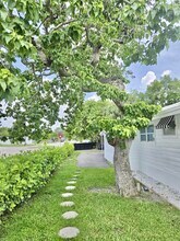 917 Market St in West Palm Beach, FL - Building Photo - Building Photo
