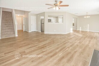 3504 Devon Chase Rd in Atlanta, GA - Foto de edificio - Building Photo