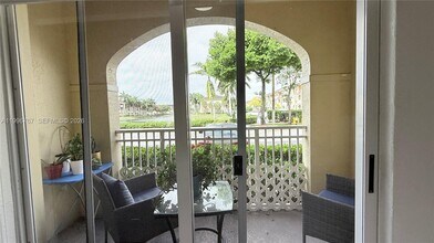 8900 NW 107 Ct in Doral, FL - Building Photo - Building Photo