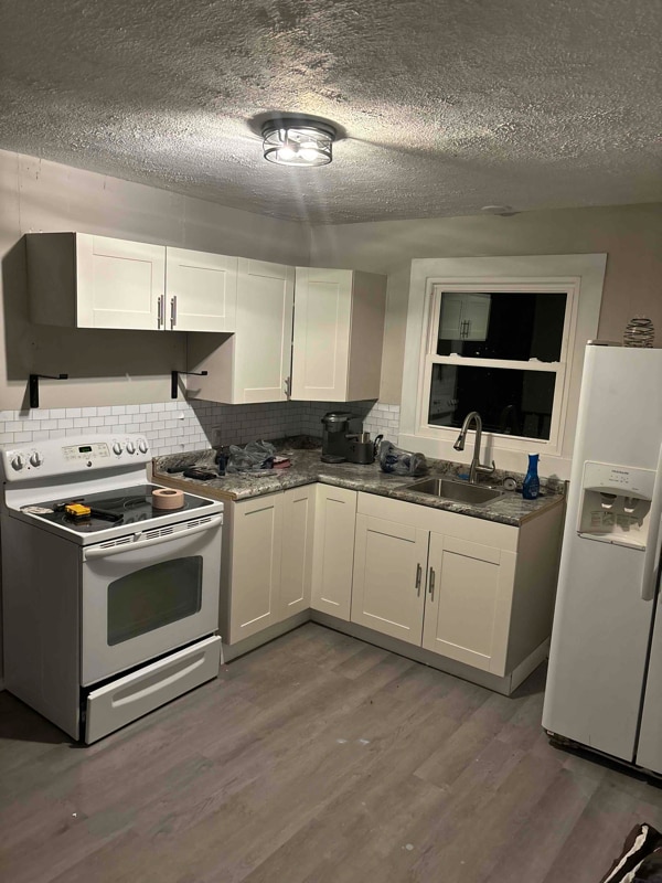 877 Pontiac Ave in Salina, KS - Building Photo - Building Photo