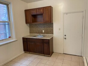 2331 W Firth St in Philadelphia, PA - Building Photo - Building Photo
