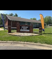 3831 SW South Park Ave in Topeka, KS - Building Photo