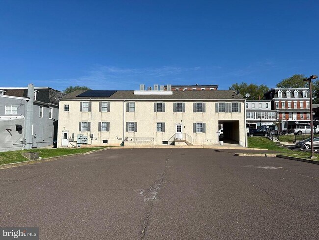 358 Main St in Royersford, PA - Building Photo - Building Photo