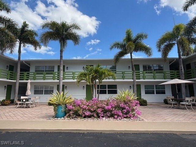 property at 975 9th Ave S