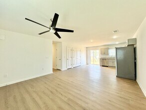 905 Dillard St in Greensboro, NC - Building Photo - Building Photo