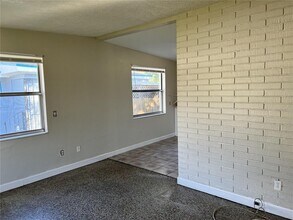 3132 66th Ave N in St. Petersburg, FL - Building Photo - Building Photo