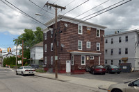 224 Cowden St in Central Falls, RI - Foto de edificio - Building Photo