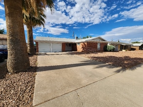 5109 Bastille Ave in El Paso, TX - Foto de edificio - Building Photo