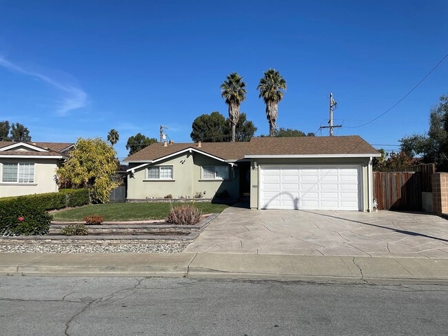 property at 5065 Hyde Park Dr