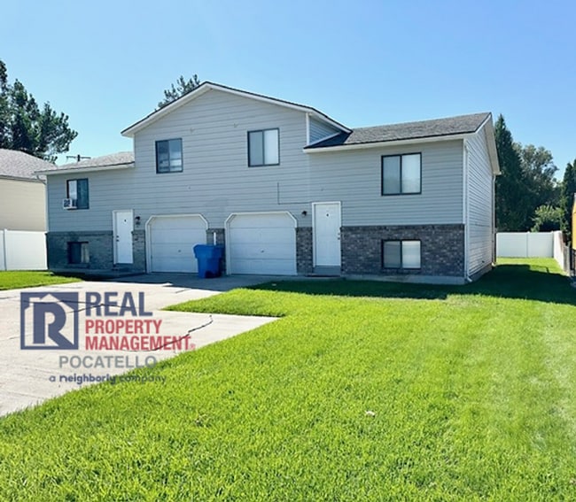 property at 1215 Cottage Ave