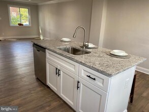 809 Grant Rd in Folcroft, PA - Building Photo - Building Photo