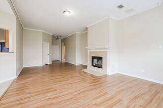 2011 Pinecreek Pass Ln in Katy, TX - Building Photo - Building Photo