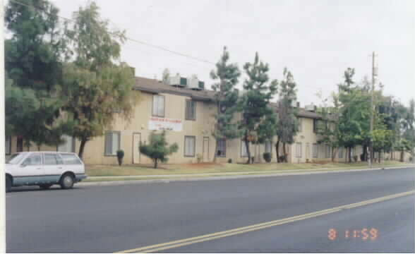 Channel Breeze Apartments in Fresno, CA - Foto de edificio - Building Photo