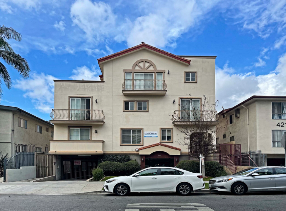 429 S St Andrews Pl in Los Angeles, CA - Building Photo