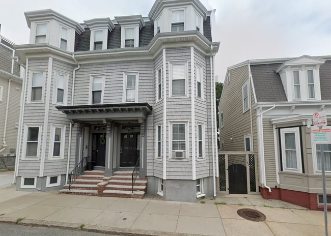 130 P St, Unit 1
