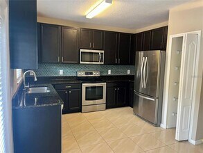 13344 Harbor Shore Ln in Winter Garden, FL - Building Photo - Building Photo