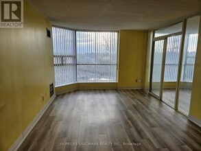 2460 Eglinton Ave E in Toronto, ON - Building Photo - Building Photo