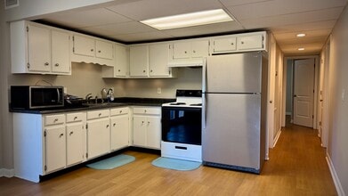 4310 Cele Ct in Collegedale, TN - Building Photo - Building Photo