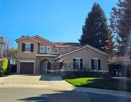 1572 Plum Ct in Yuba City, CA - Building Photo