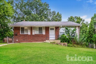 709 Marcy Ave in Oxon Hill, MD - Building Photo