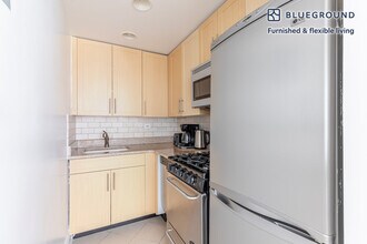 141 E 33rd St in New York, NY - Foto de edificio - Building Photo