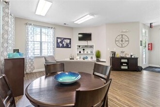 East Haven Apartments in Raleigh, NC - Foto de edificio - Building Photo