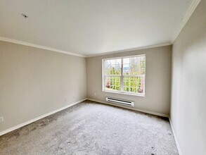 Monroe Condo!!!! in Monroe, WA - Building Photo - Building Photo