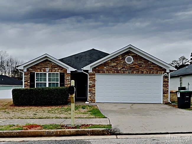 10931 Cimmaron Ct in Hampton, GA - Building Photo - Building Photo