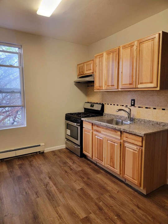 1757 Dean St, Unit Dean St in Brooklyn, NY - Building Photo