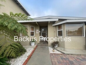 264 Navajo Dr in Salinas, CA - Building Photo - Building Photo