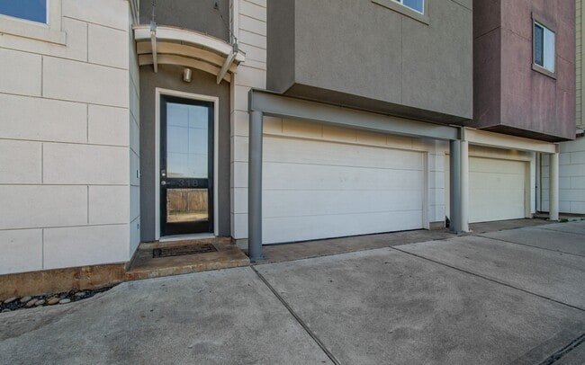 property at 318 McAlpine St