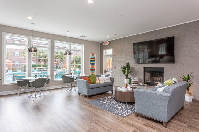 The Grand at Market District in Statesboro, GA - Building Photo - Interior Photo