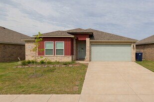 4213 Montage Blvd in Mustang, OK - Building Photo