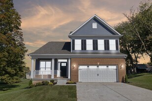 148 W Baltimore St in Taneytown, MD - Building Photo