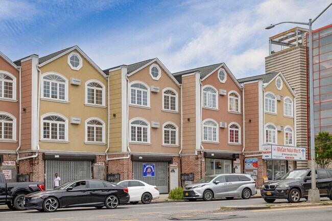 17602-17620 Jamaica Ave in Jamaica, NY - Building Photo - Building Photo