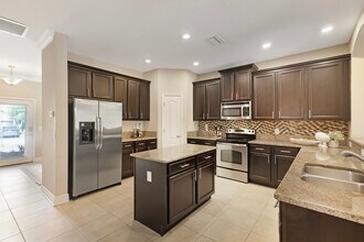 7410 S Fitzgerald St in Tampa, FL - Building Photo - Building Photo