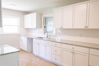 509 Locust St in Wamego, KS - Building Photo - Building Photo