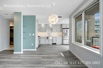 2721 1st Ave in Seattle, WA - Building Photo - Building Photo