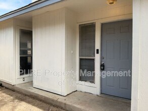 2028 Redwing Way in Round Rock, TX - Building Photo - Building Photo